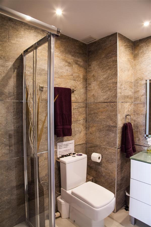 Apartamento City - Solo Adultos มาดริด ภายนอก รูปภาพ